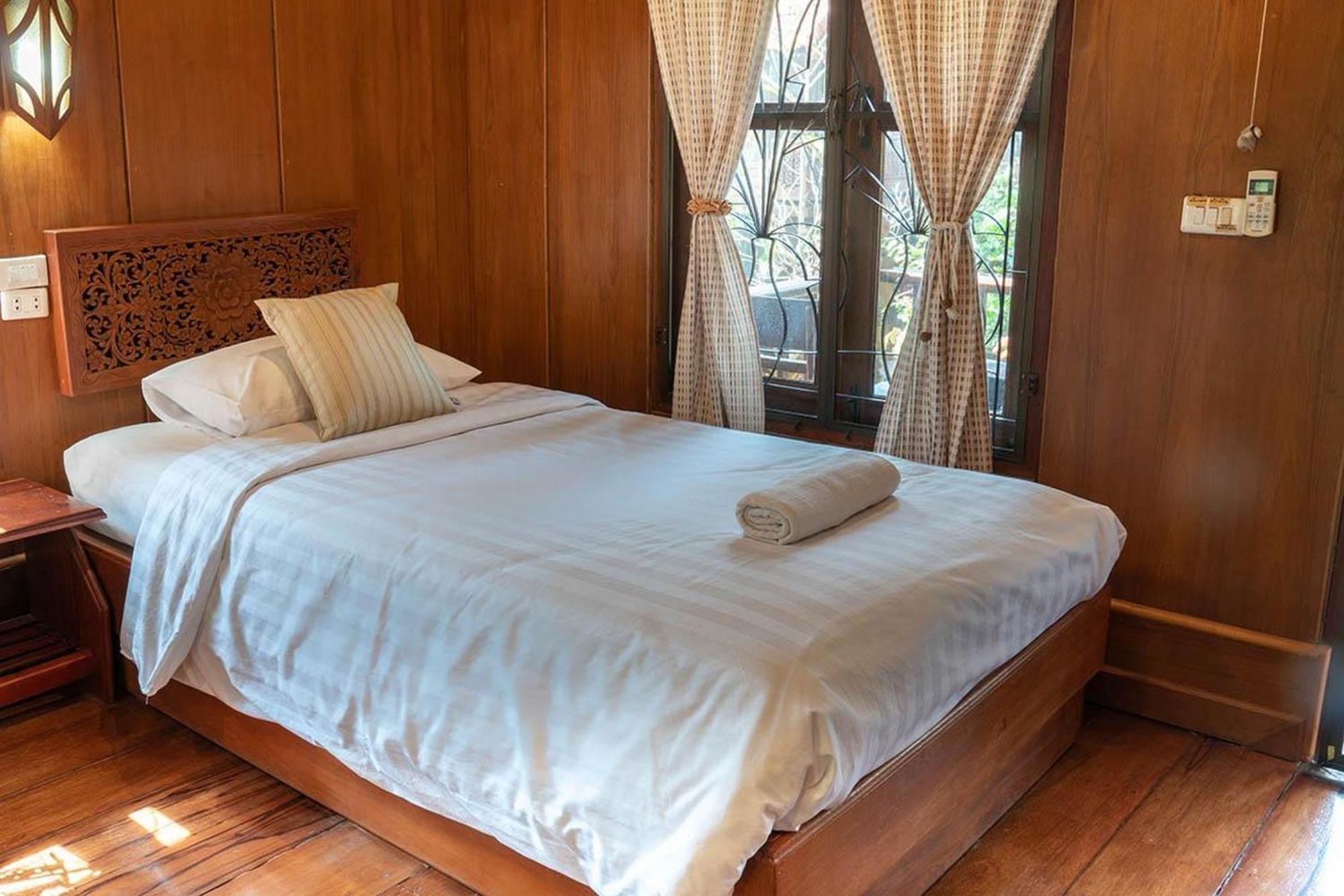 Hotel Bhupimarn Garden House Chom Thong Esterno foto