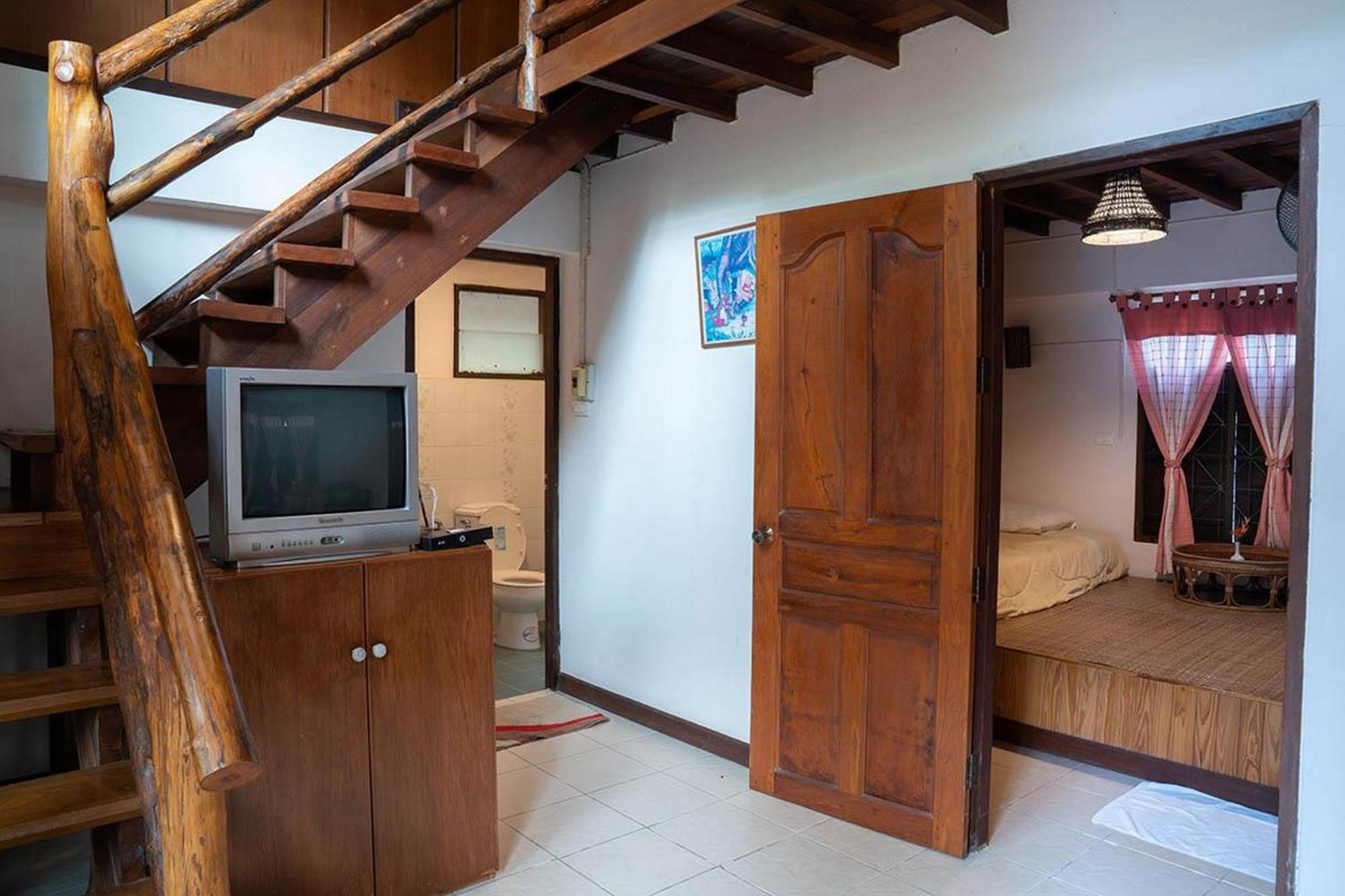 Hotel Bhupimarn Garden House Chom Thong Esterno foto